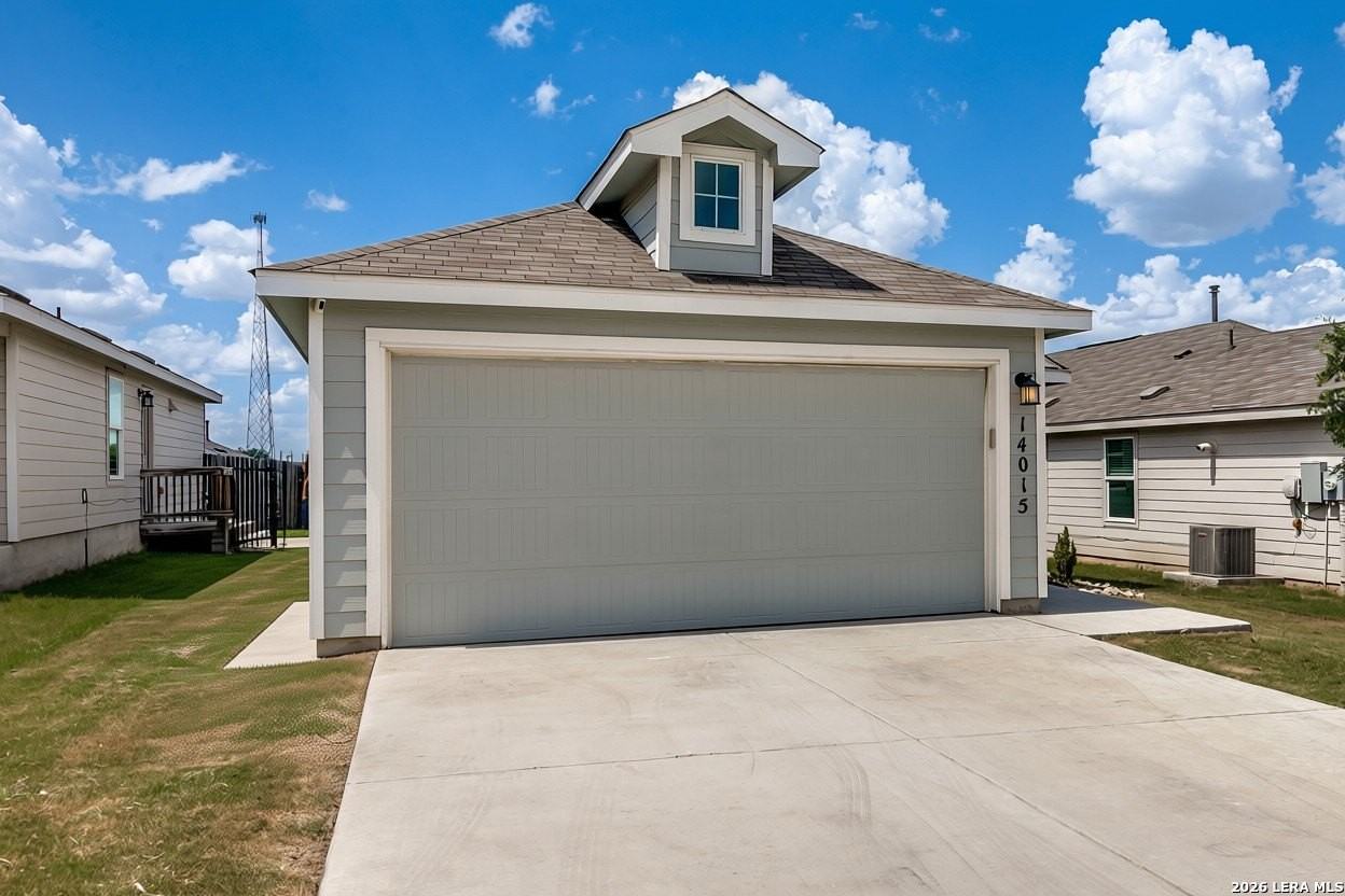14015 Homestead Way - Photo 2 of 36