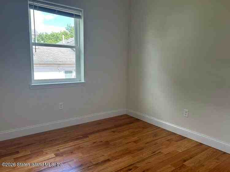 25 Knesel St - Photo 4 of 10