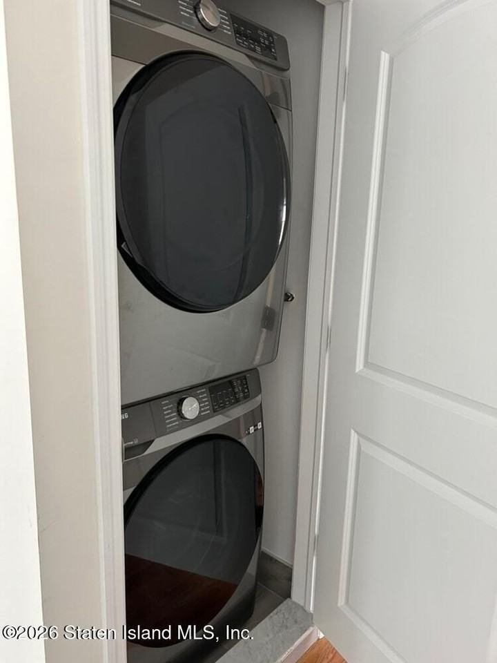 25 Knesel St - Photo 6 of 10