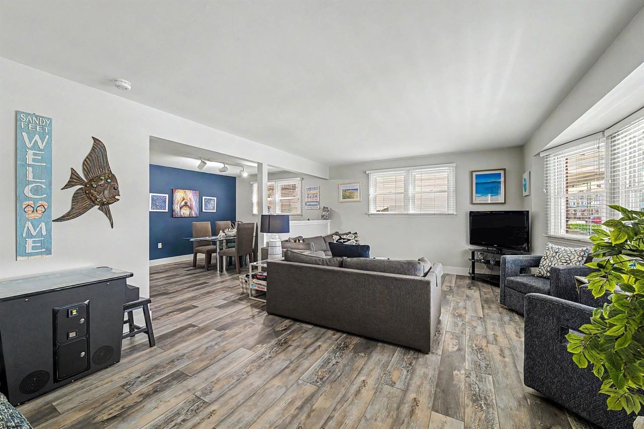 6903 Ventnor Ave #1 - Photo 4 of 25