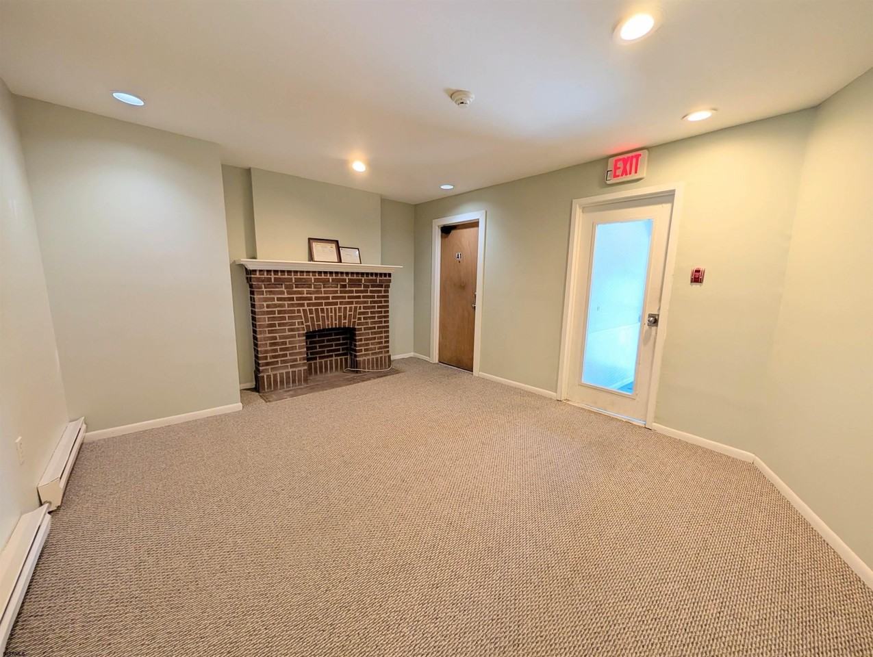 4501 Atlantic Ave #A1 - Photo 3 of 8
