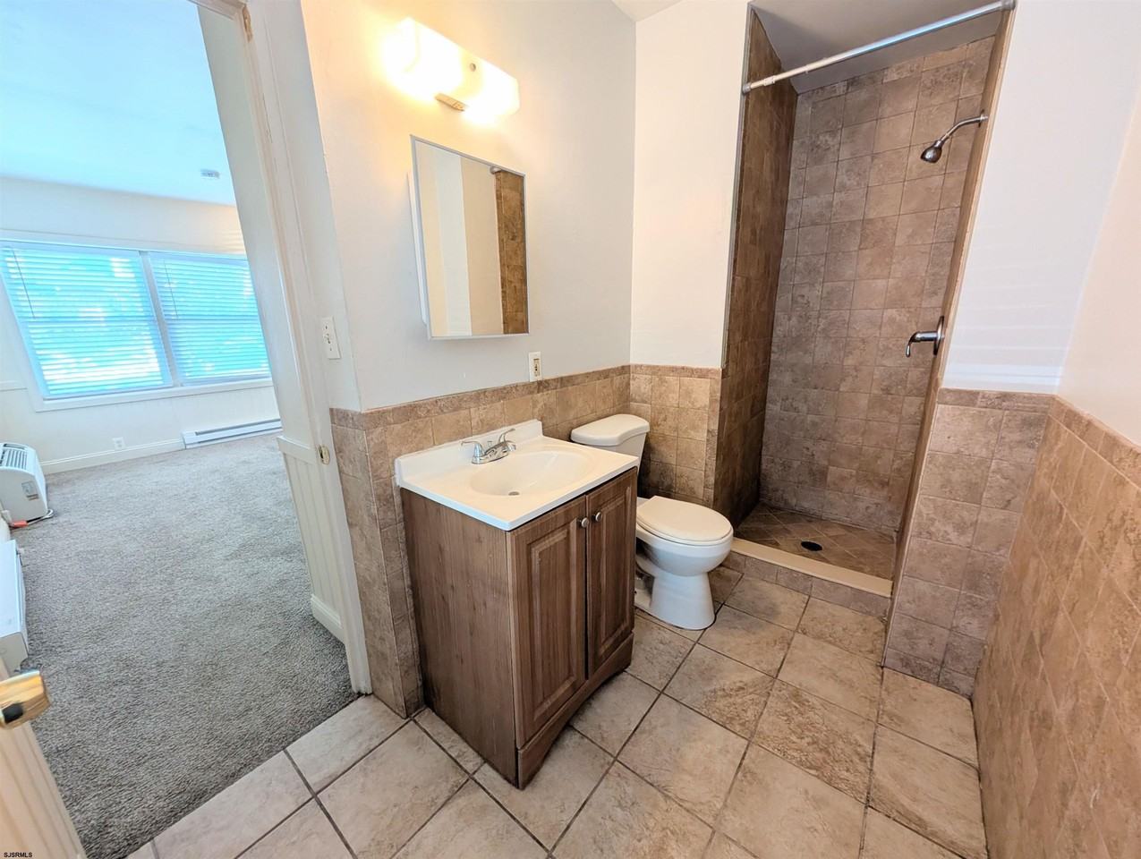 4501 Atlantic Ave #A1 - Photo 7 of 8