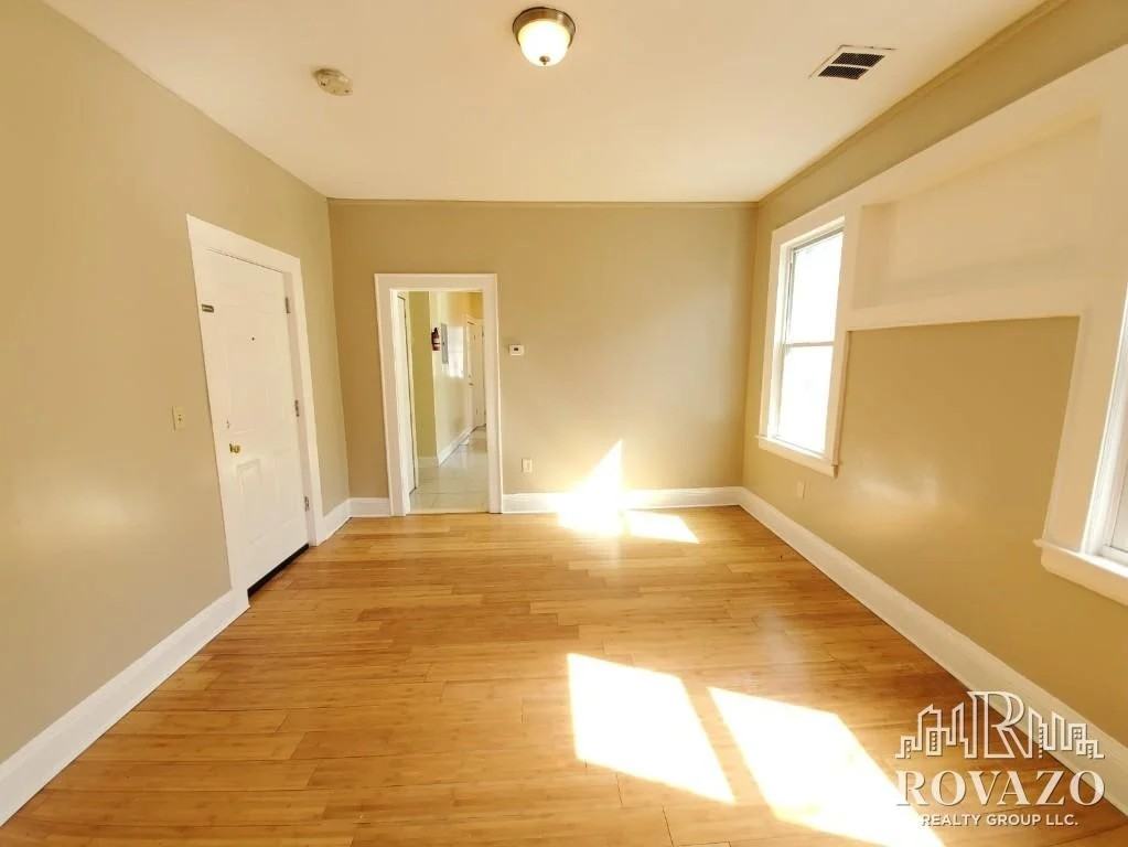 43 Underwood Street #2rr - Photo 5 of 8