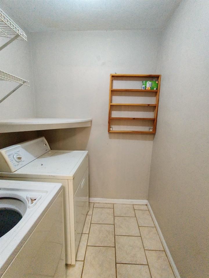 905 Tomahawk Ct - Photo 7 of 17