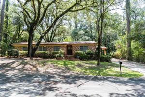 featured image of 2103 Evergreen Dr