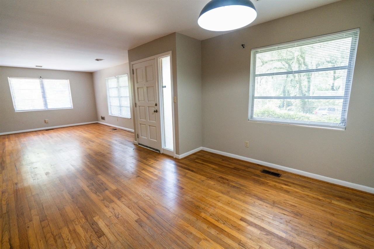 2103 Evergreen Dr - Photo 5 of 42