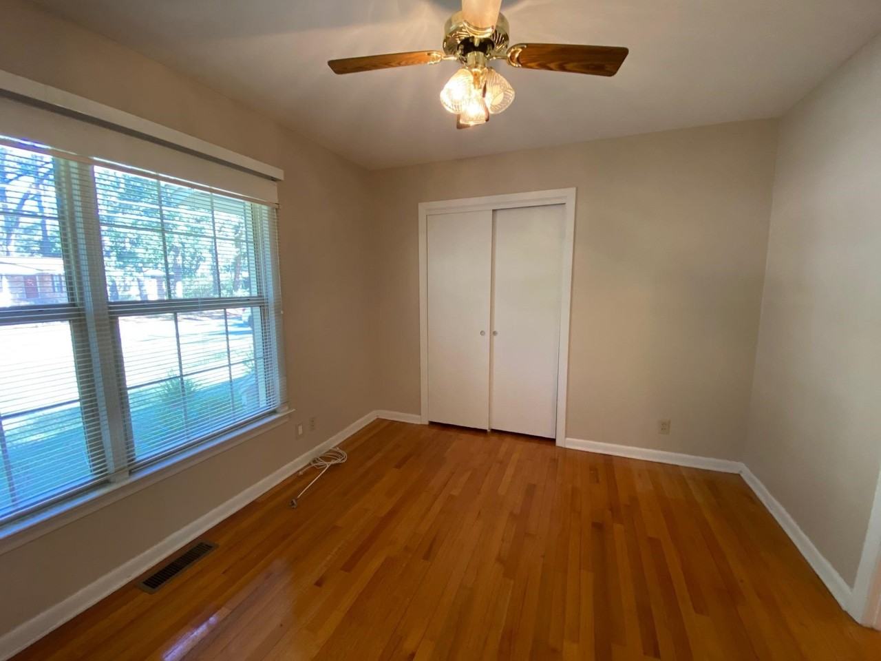 1509 Raa Ave - Photo 6 of 21