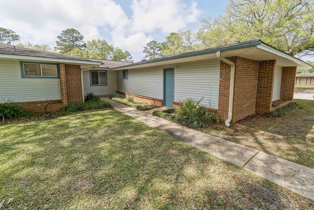 251 S Villas Ct #A - Photo 2 of 27