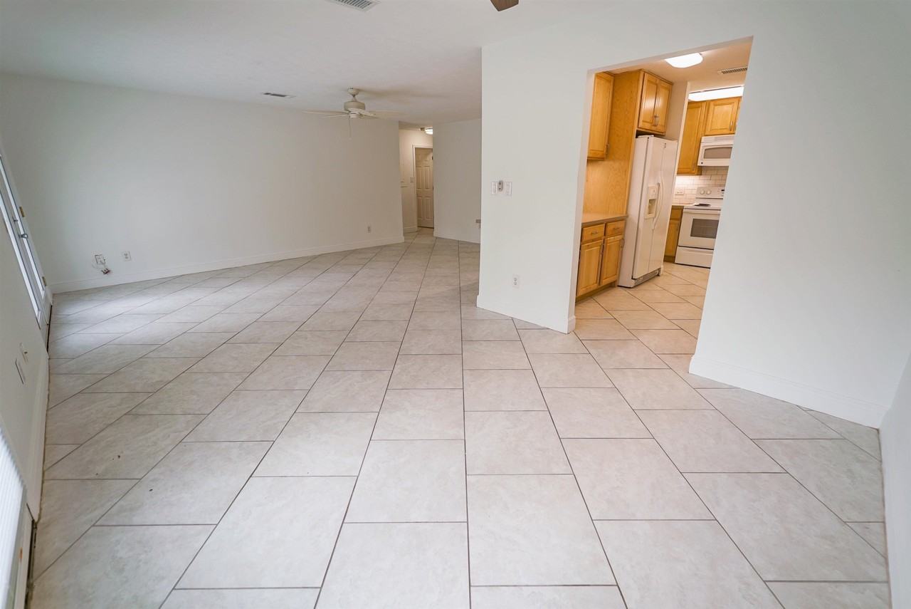 251 S Villas Ct #A - Photo 5 of 27