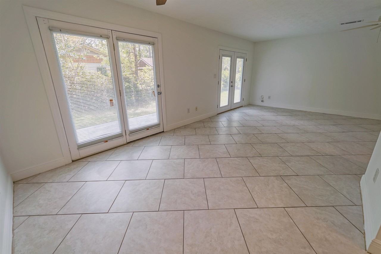 251 S Villas Ct #A - Photo 6 of 27