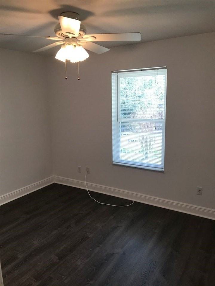 156 Locke St #D - Photo 6 of 22
