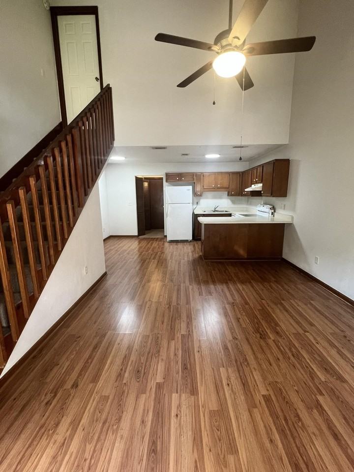 2331 Tina Dr - Photo 2 of 13