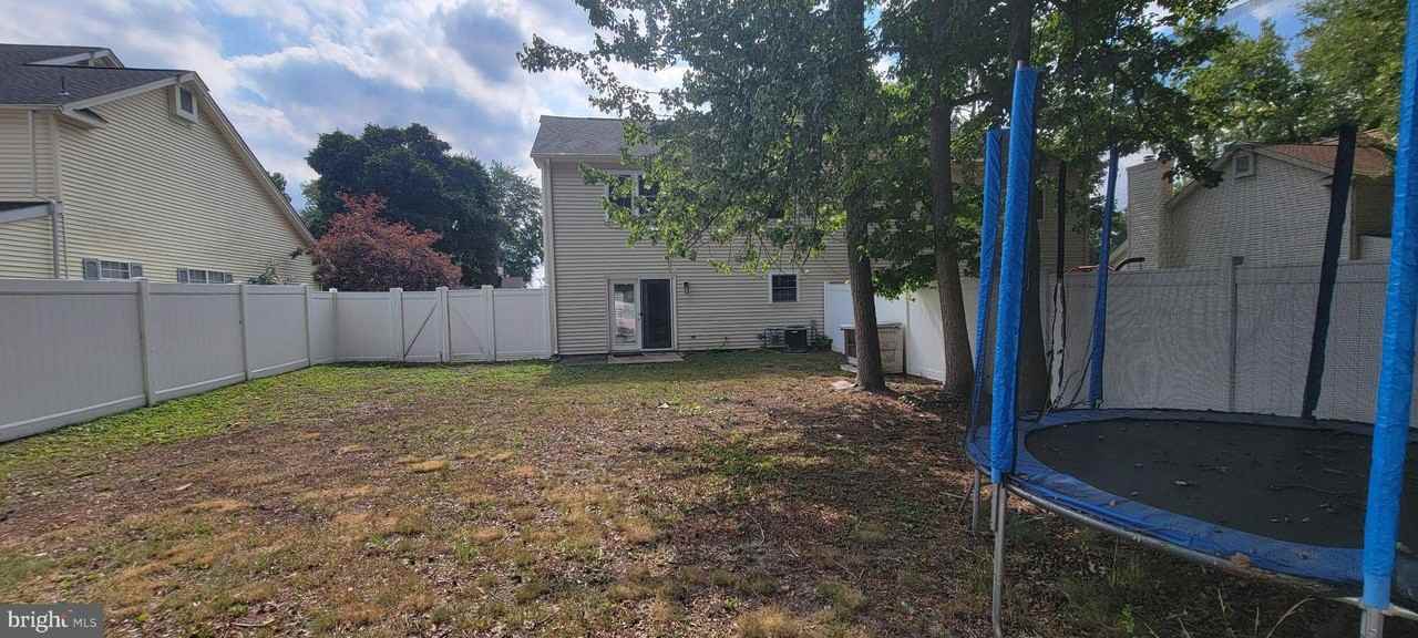 9 Stoney Dr - Photo 7 of 46