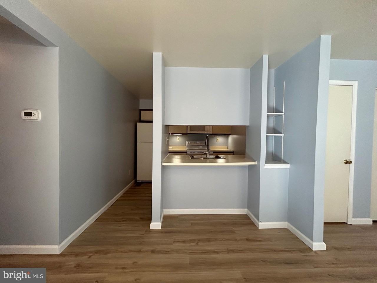 27 Martine Ct - Photo 6 of 19