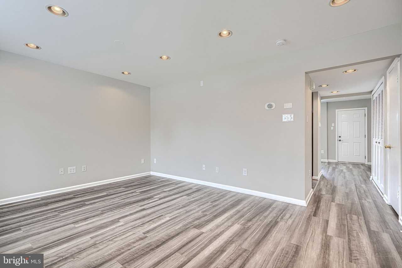 209 Bridge Dr - Photo 6 of 50