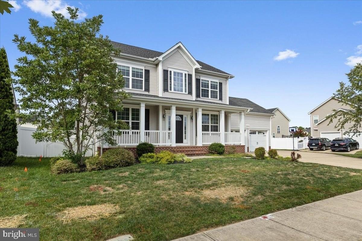 23650 Coventry Dr - Photo 3 of 44