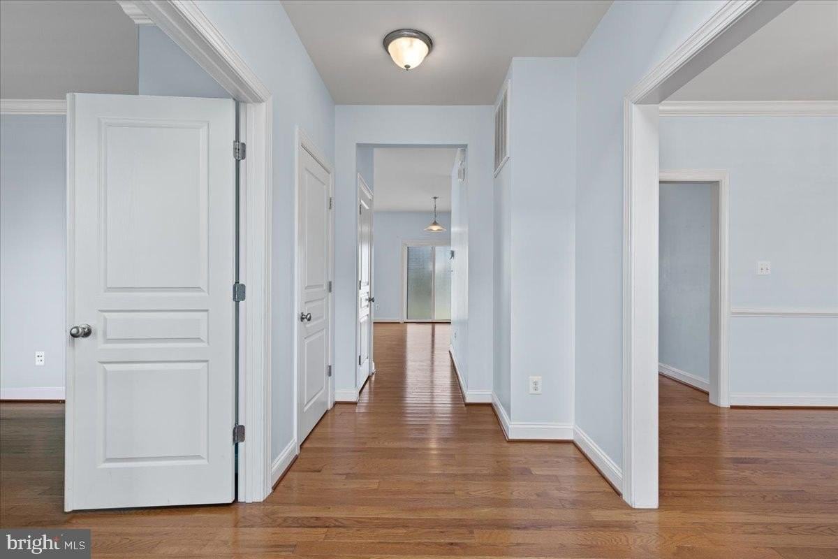 23650 Coventry Dr - Photo 6 of 44