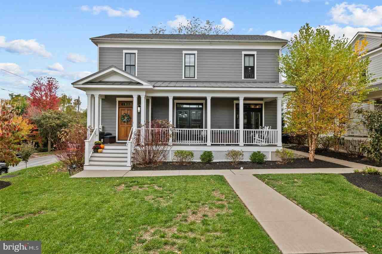 1116 Belmont Ave - Photo 2 of 45