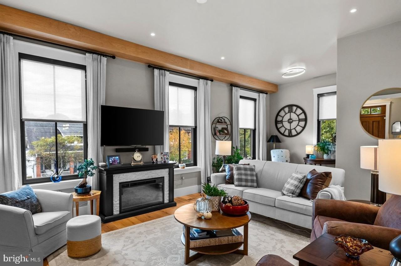 1116 Belmont Ave - Photo 3 of 45