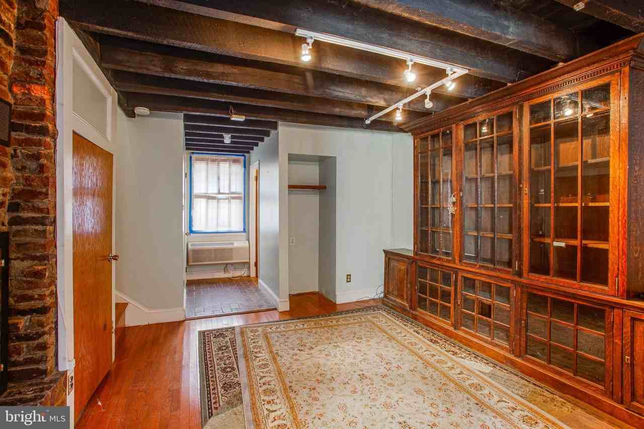 733 N 24th St - Photo 6 of 43