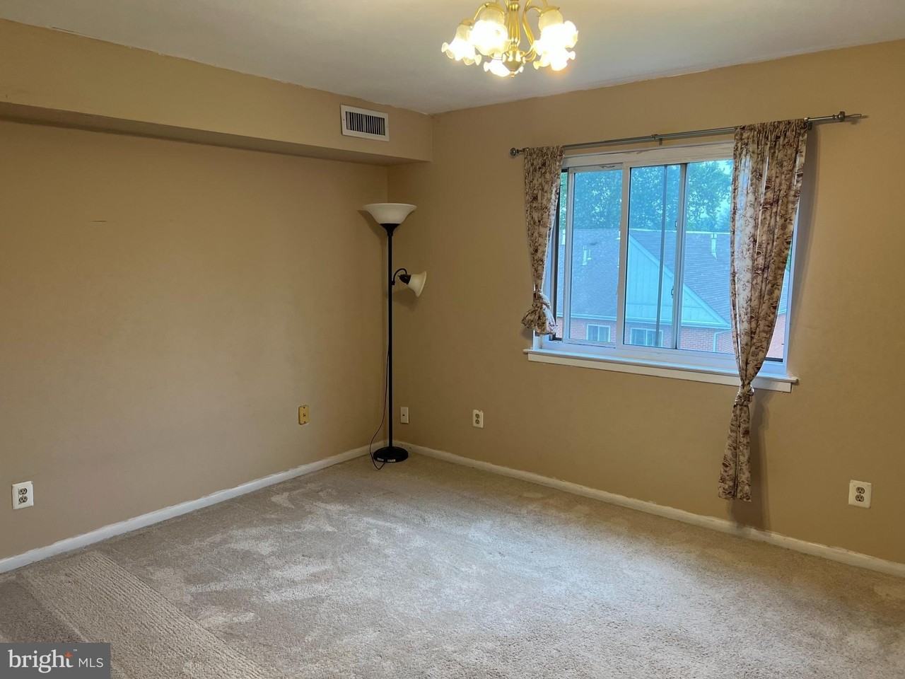 809 Red Lion Rd #B36 - Photo 3 of 16