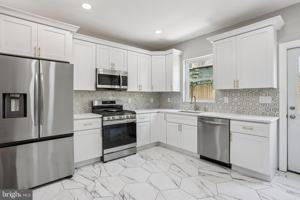 featured image of 2225 N Waterloo St