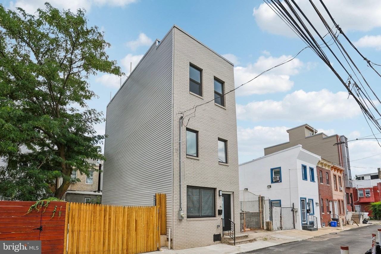 2225 N Waterloo St - Photo 3 of 43