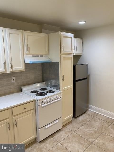 3112 W Gordon St - Photo 2 of 11