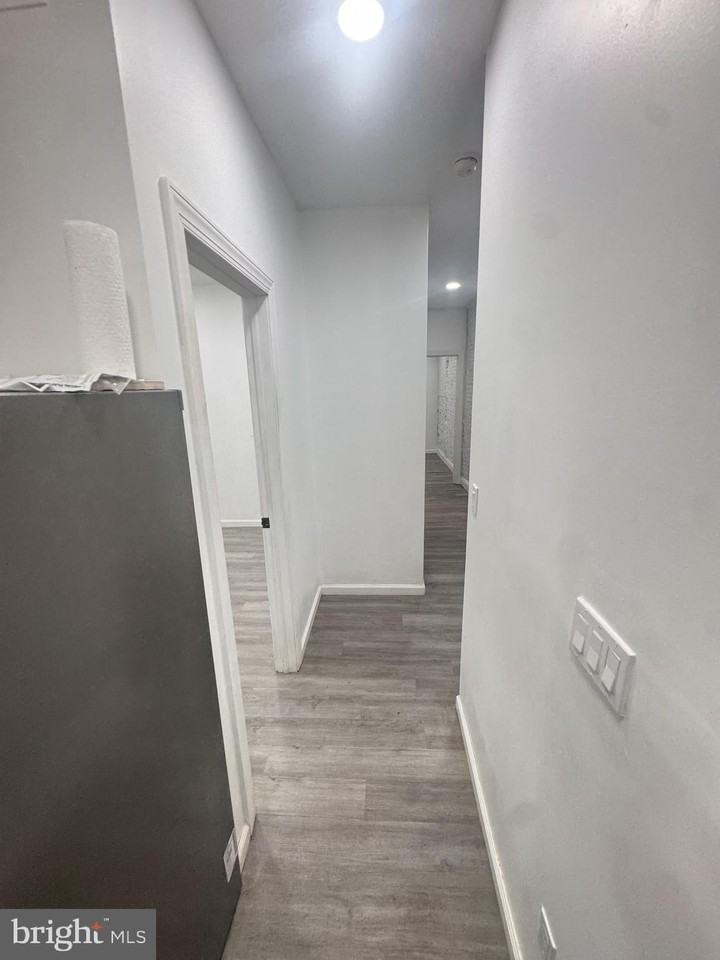 2328 Nicholas St - Photo 6 of 13