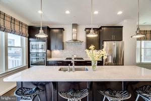 featured image of 1133 S Monroe St