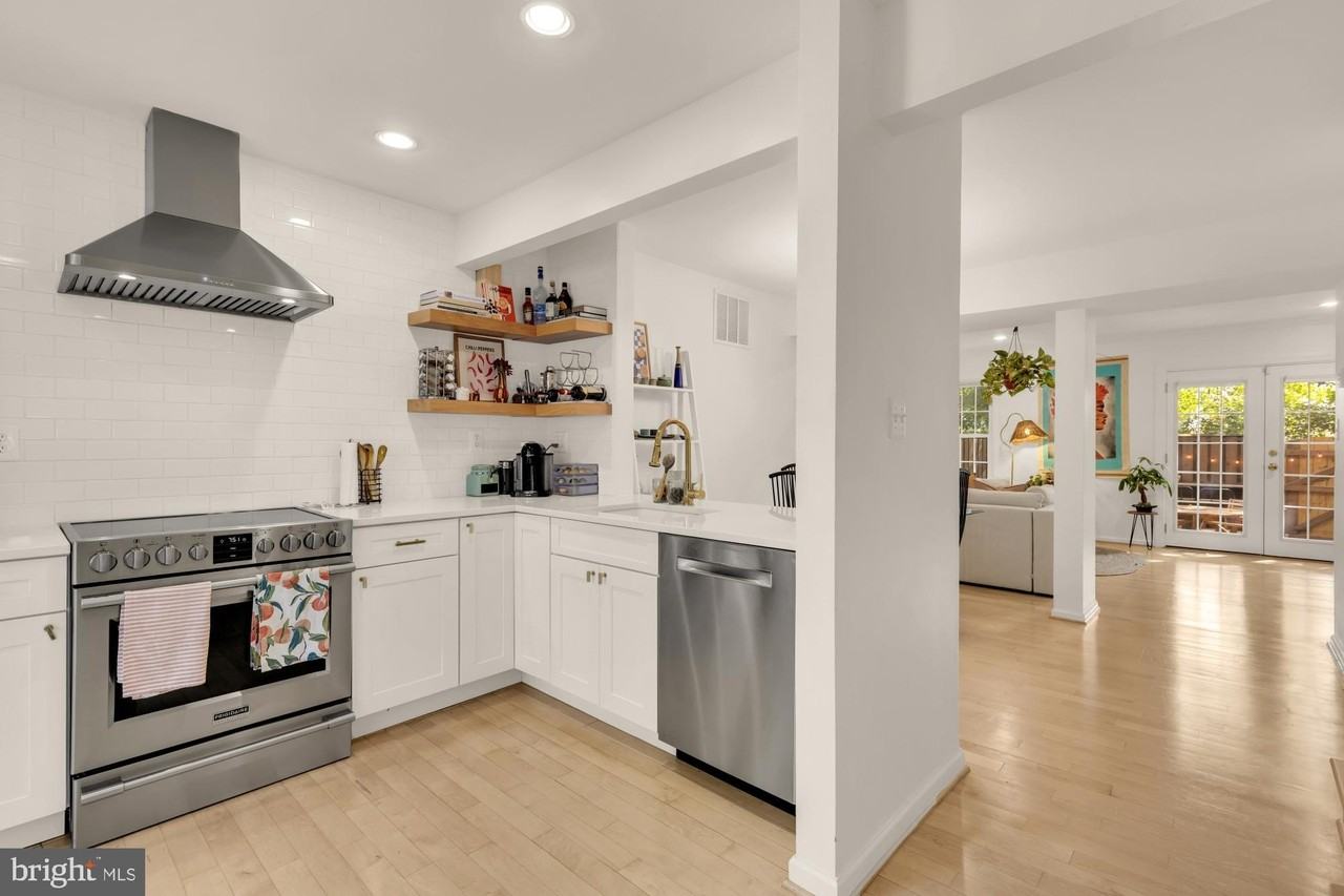 2536 S Walter Reed Dr #D - Photo 2 of 24
