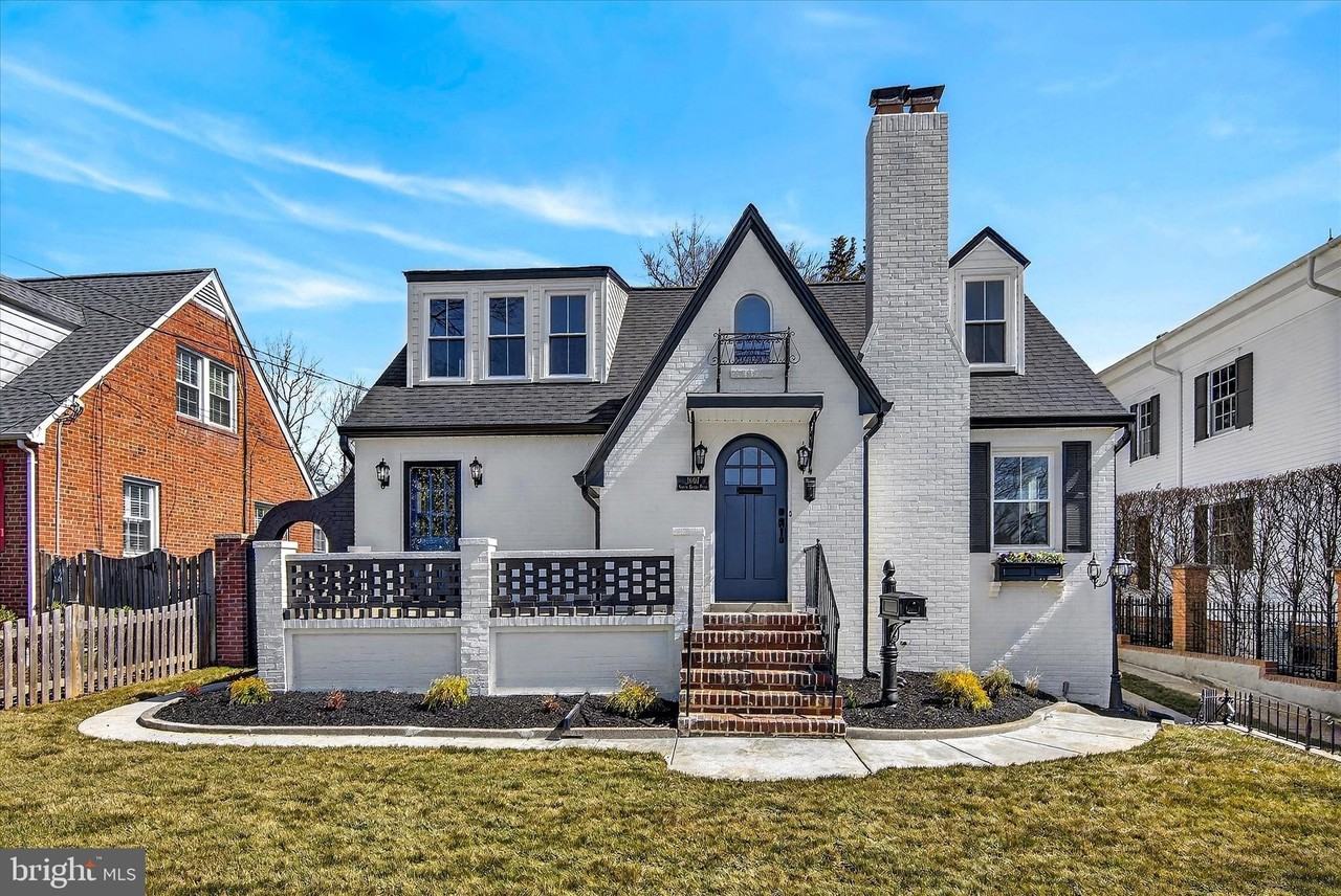 1607 N Glebe Rd - Photo 2 of 41