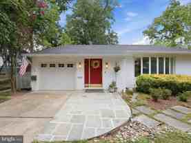 405 Underhill Pl - Photo 1 of 1