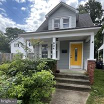 634 Pelham St - Photo 1 of 1