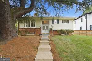 featured image of 6806 Lemon Rd