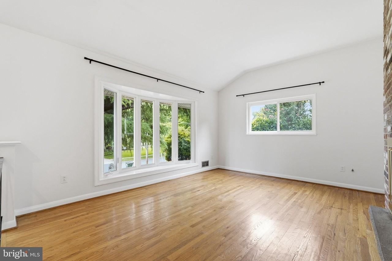 6806 Lemon Rd - Photo 5 of 25