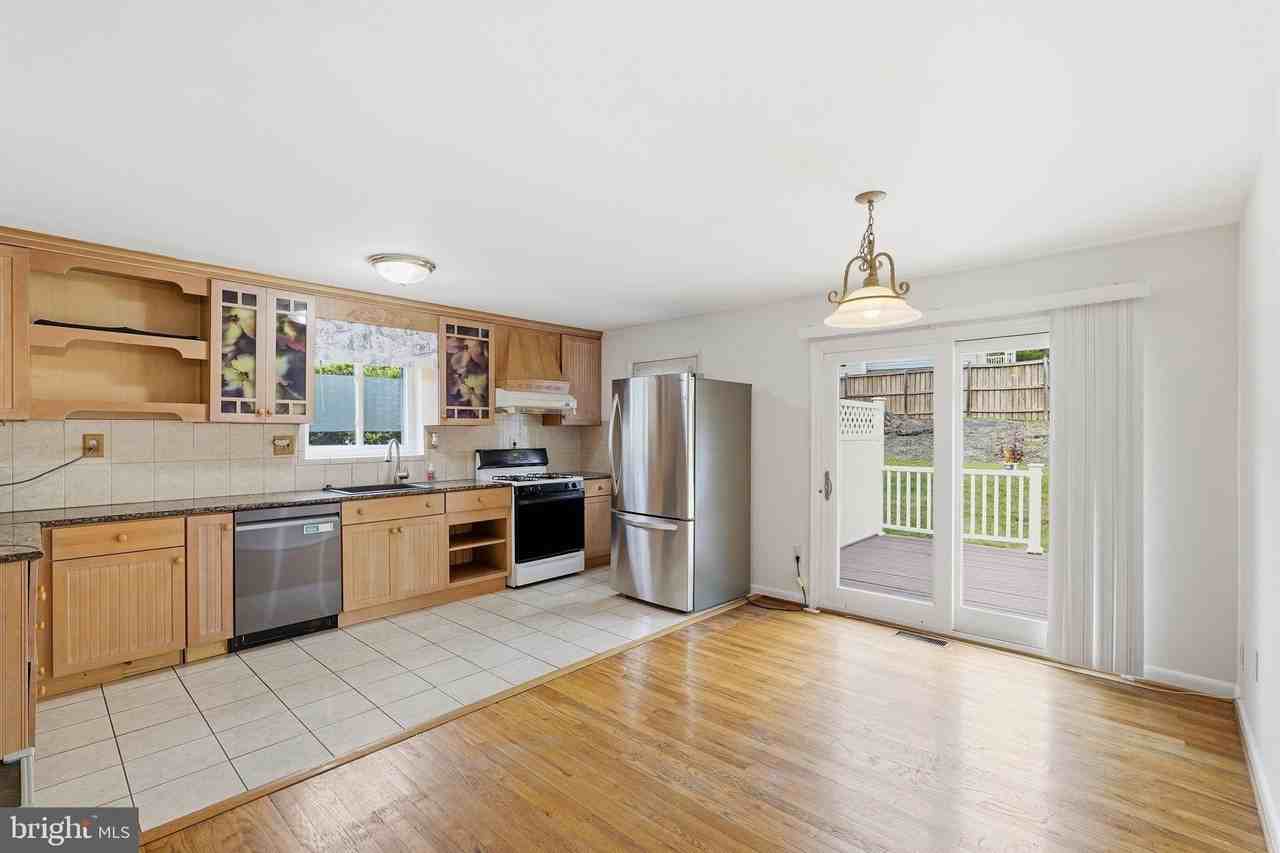 6806 Lemon Rd - Photo 6 of 25
