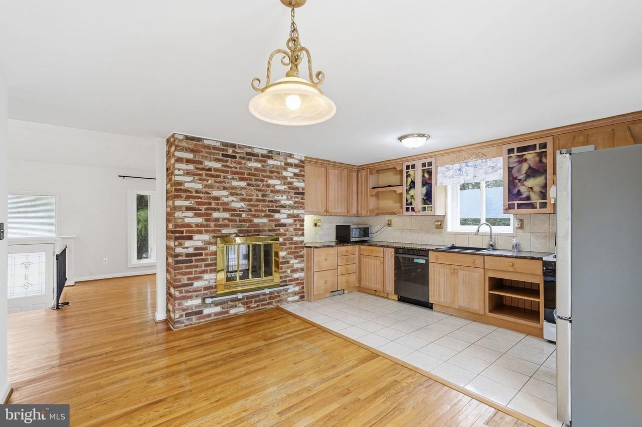 6806 Lemon Rd - Photo 7 of 25