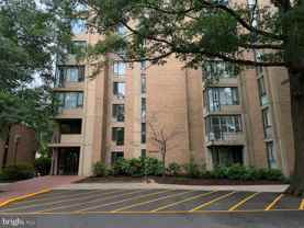 11400 Washington Plz W #902 - Photo 1 of 1