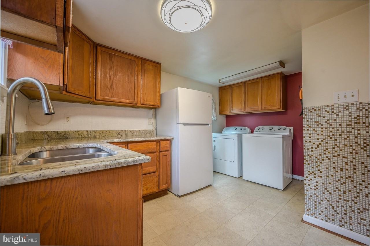 51 Virginia Ave - Photo 7 of 15