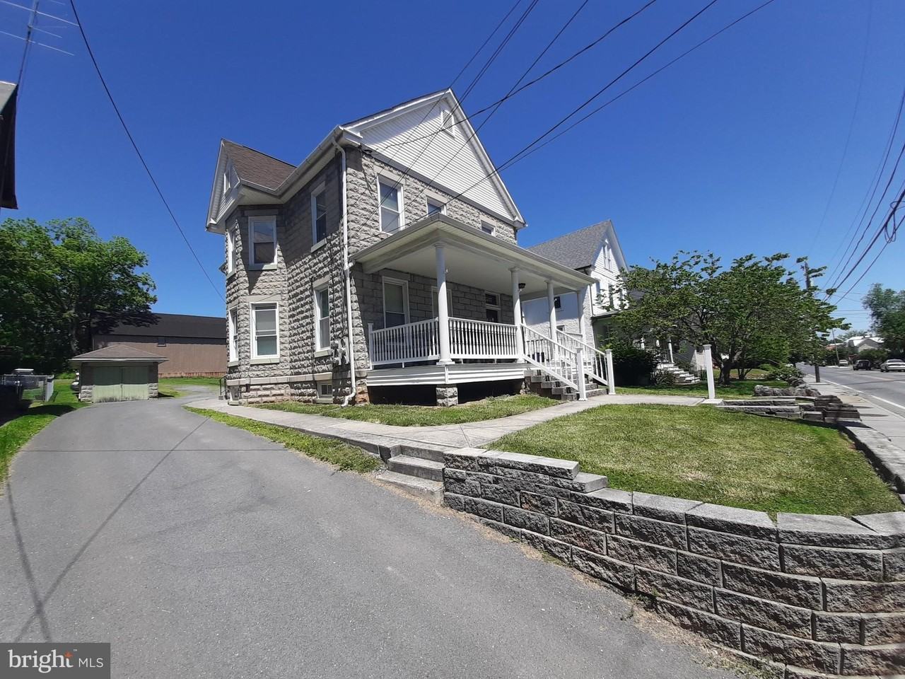 537 N Loudoun St #3 - Photo 2 of 19