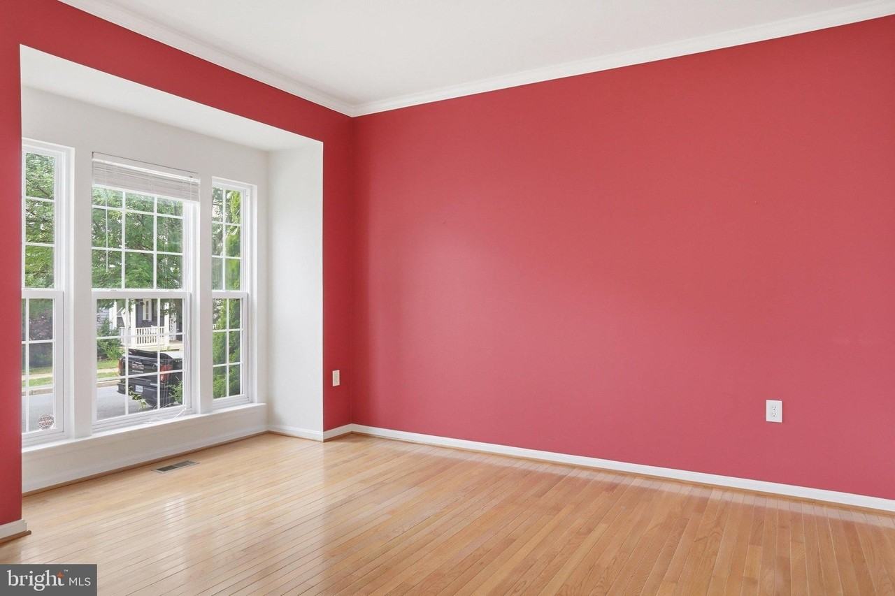 341 Bullskin St - Photo 3 of 41