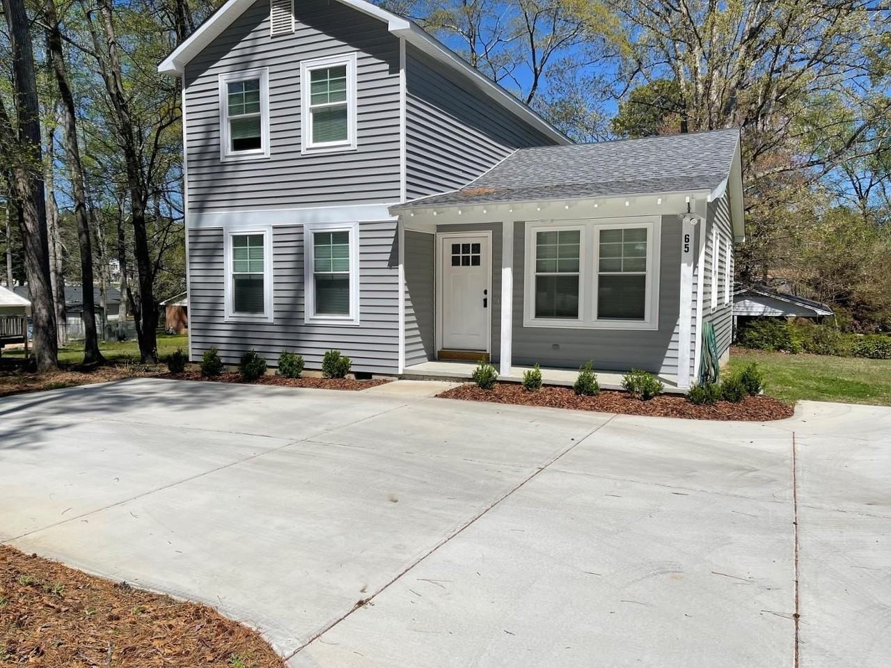 65 Lester St - Photo 2 of 17