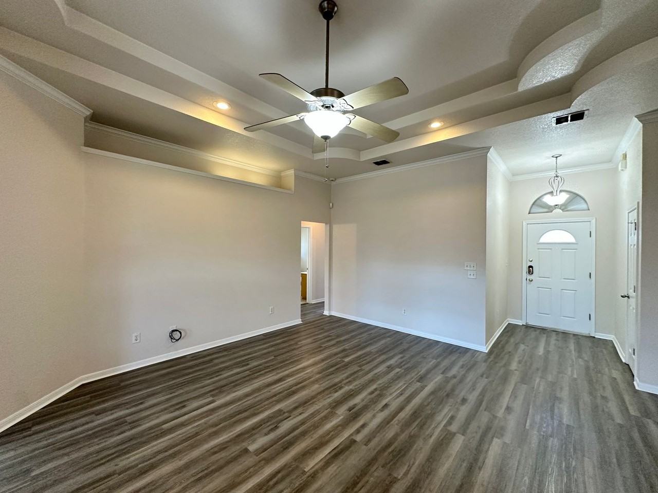 2709 Hydrangea Ave - Photo 7 of 39