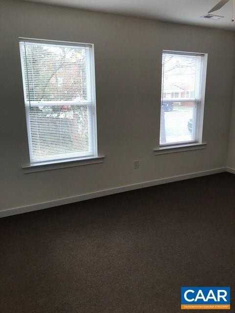 109 Chelsea Dr - Photo 6 of 15