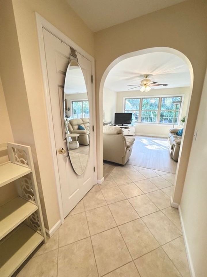 332 Ceasar Pl - Photo 7 of 46