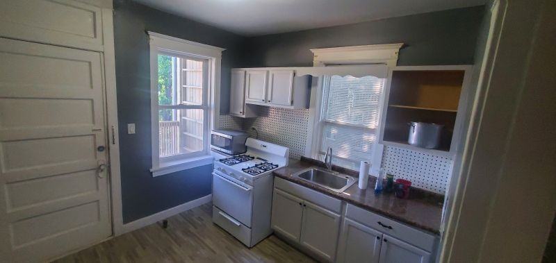 3017 W Wilson Ave Apt 2 - Photo 6 of 14