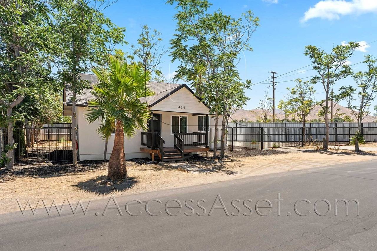 434 Highland Ave - Photo 4 of 26