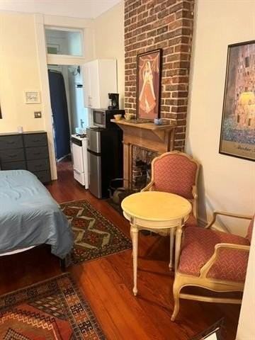 1021 Burdette St - Photo 4 of 7