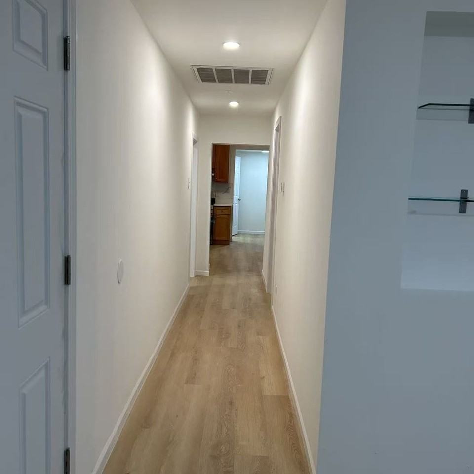 3429 S Wallace St - Photo 3 of 15